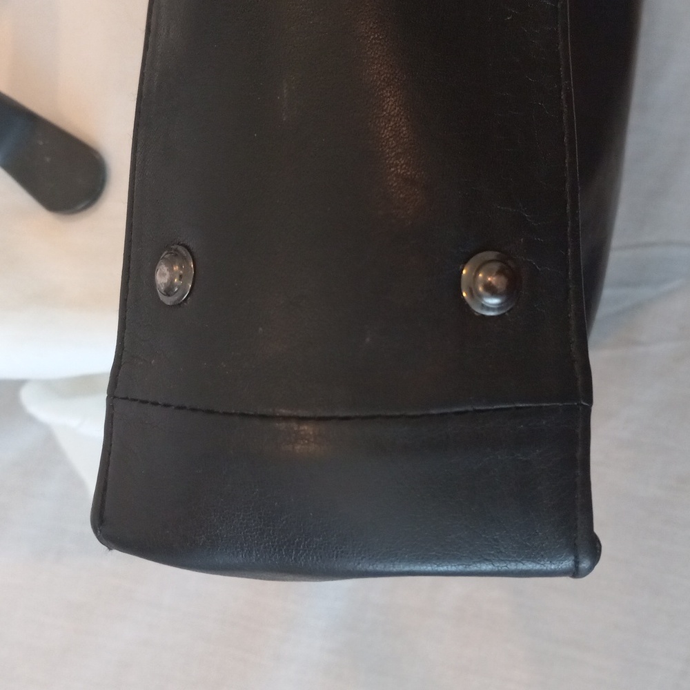Satchel - Picture 7 of 13